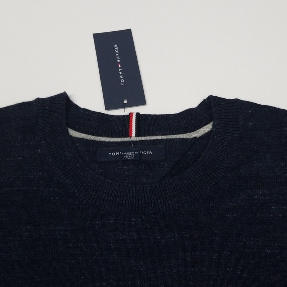 SALE 💰 Tommy Hilfiger Crewneck Sweater - Picture 7 of 7